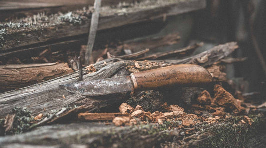 Finnish handmade knife from Roselli with Patina