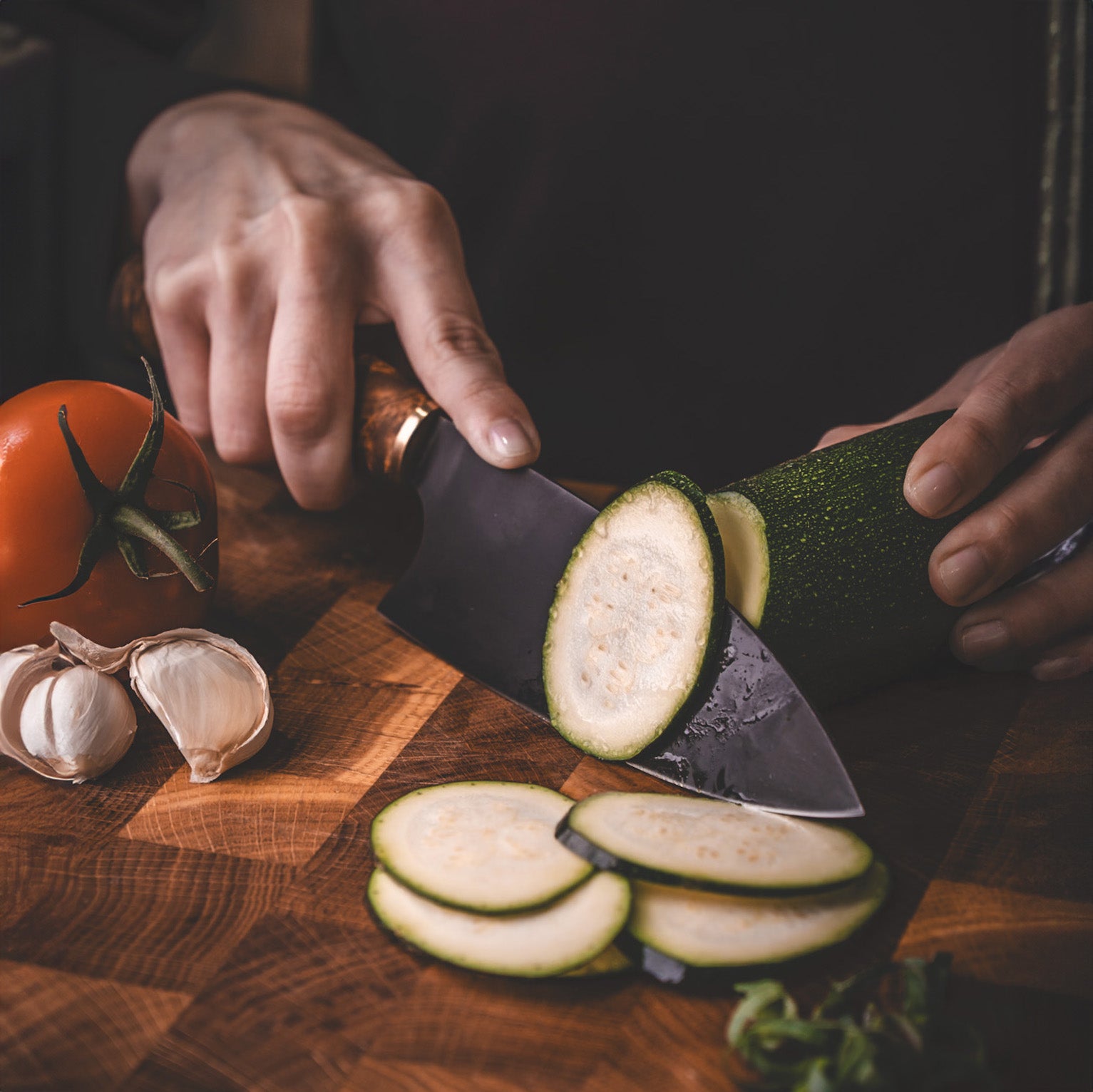 Santoku Knife | Premium Carbon Kitchen Knife | Roselli Finland